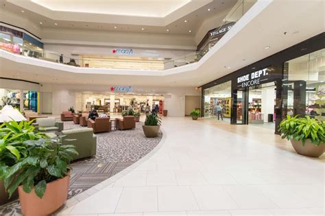 Southridge Mall .